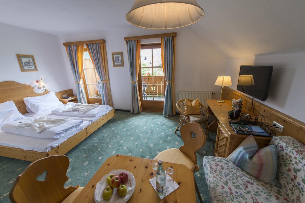 Gutshof Wolfgangsee Resort & Event Hotel Strobl Ngoại thất bức ảnh