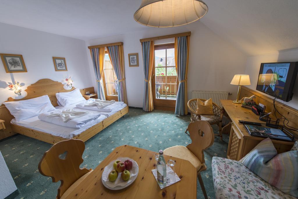Gutshof Wolfgangsee Resort & Event Hotel Strobl Ngoại thất bức ảnh