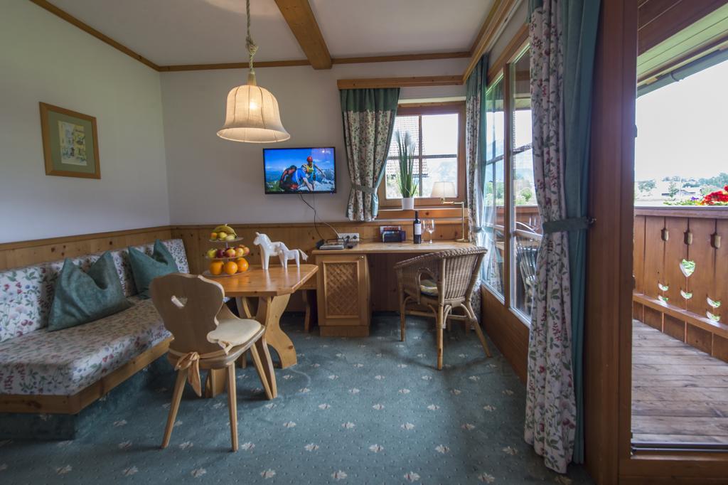 Gutshof Wolfgangsee Resort & Event Hotel Strobl Ngoại thất bức ảnh